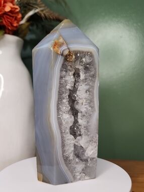 Druzy Agate Tower
